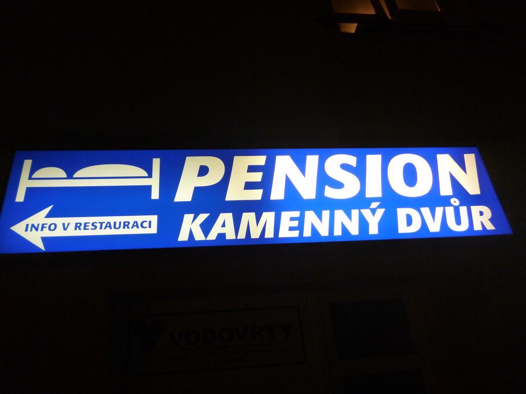 Pension Kamenny Dvur Mariánské Lázně Екстериор снимка